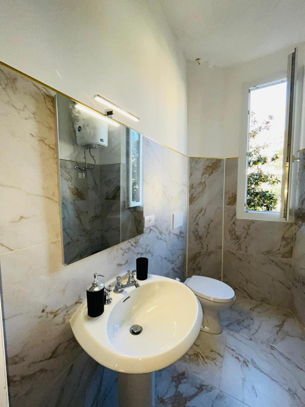 Oriani Bnb Bed and Breakfast Firenze Esterno foto