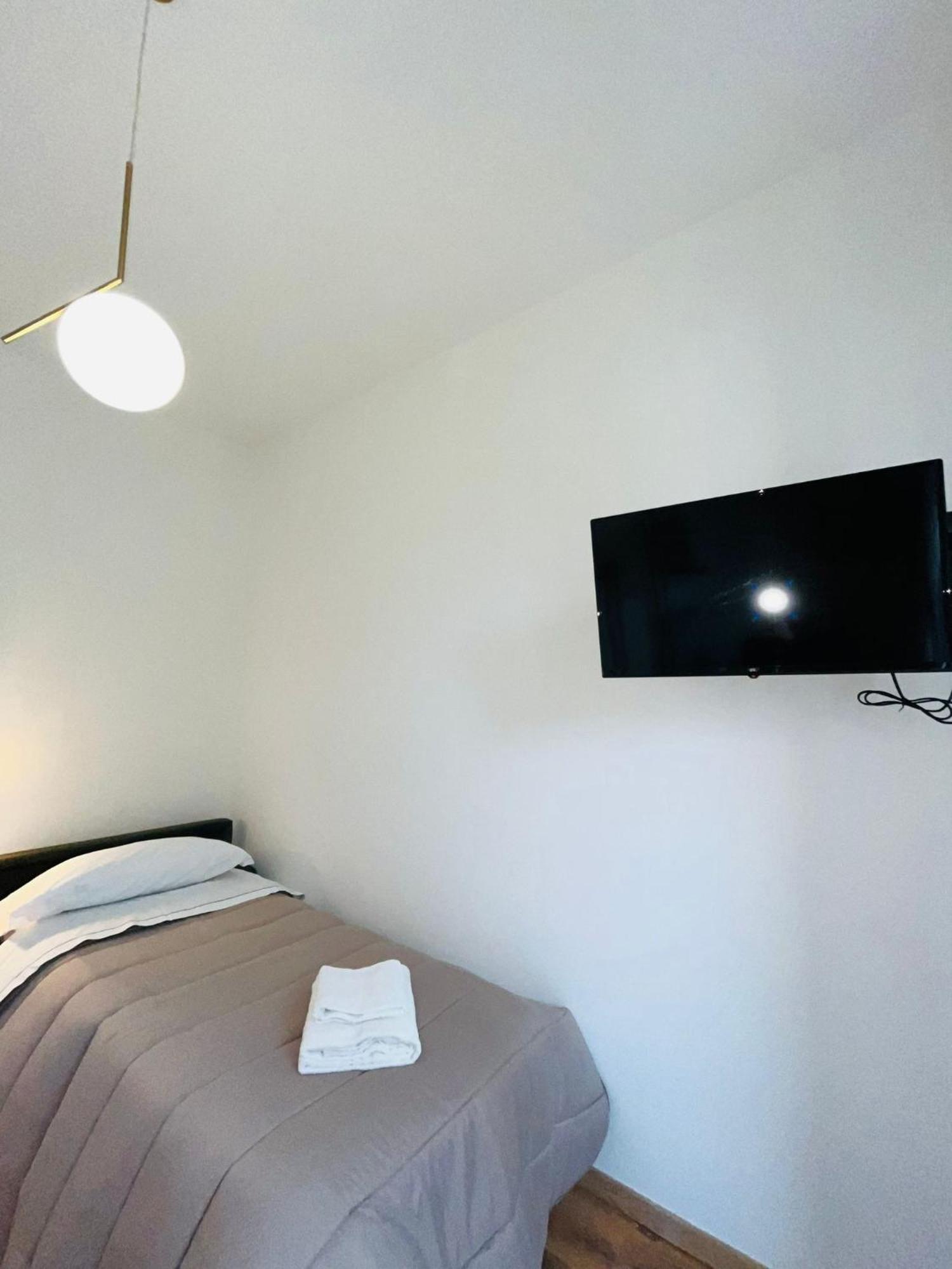Oriani Bnb Bed and Breakfast Firenze Esterno foto